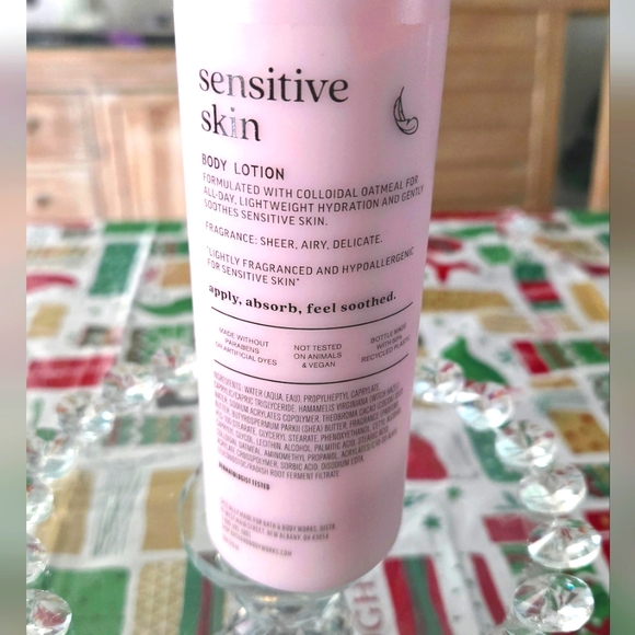Bath & Body Works Sensitive Skin Body Lotion - Picture 3 of 5
